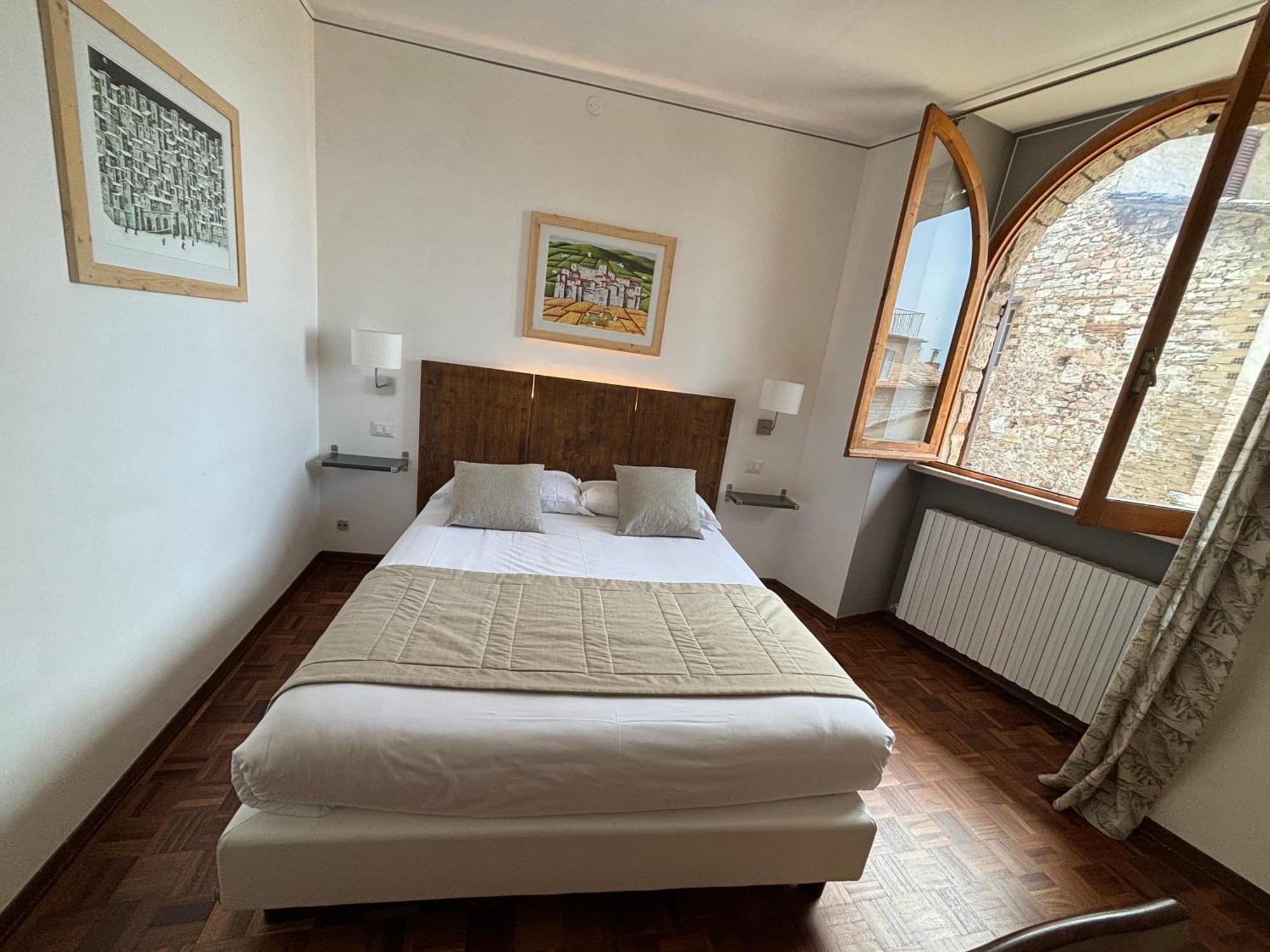 Hotel La Fortezza 阿西西 外观 照片